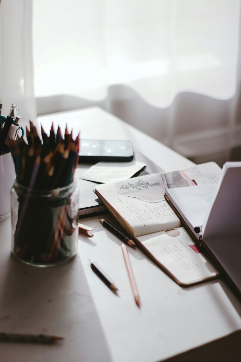 pure-julia-q3qx2YDujro-unsplash